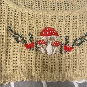 Adorable Cropped Embroidered Mushroom Shrug Chunky Knit Sweater Fits Like L/xl